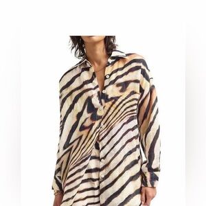 VITAMIN A - playa boyfriend shirt - NEW WITH TAGS